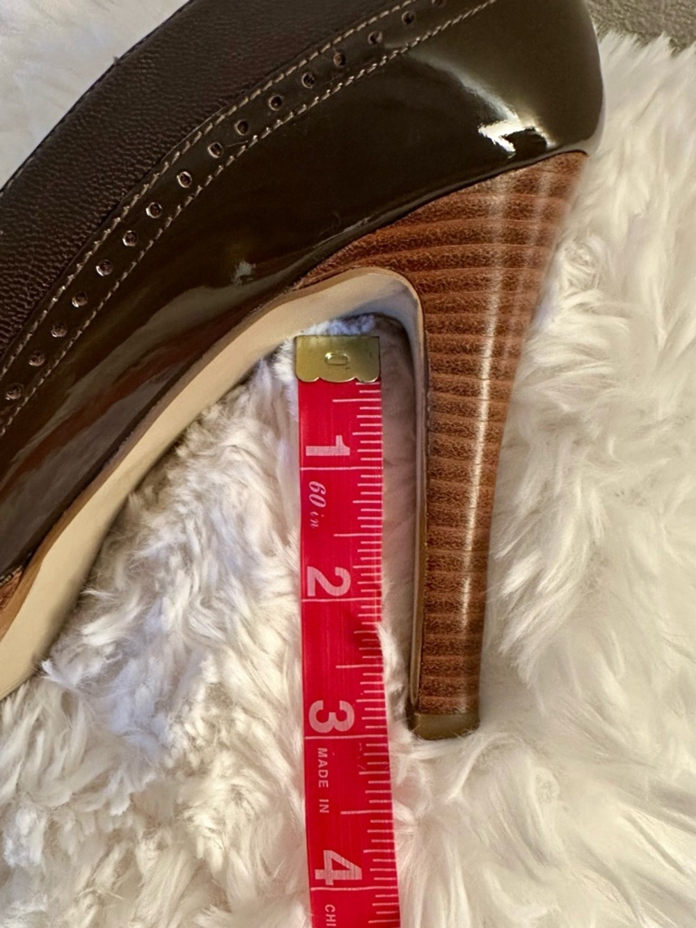 Marc Fisher Brown Leather Peep Toe Platform Heels Size 8 Classic Work Pumps - Picture 12 of 16